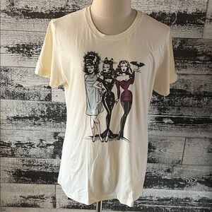 NWT Mischief Made Graphic Cream Women’s Tee with Vintage Horror Pin-Up Art